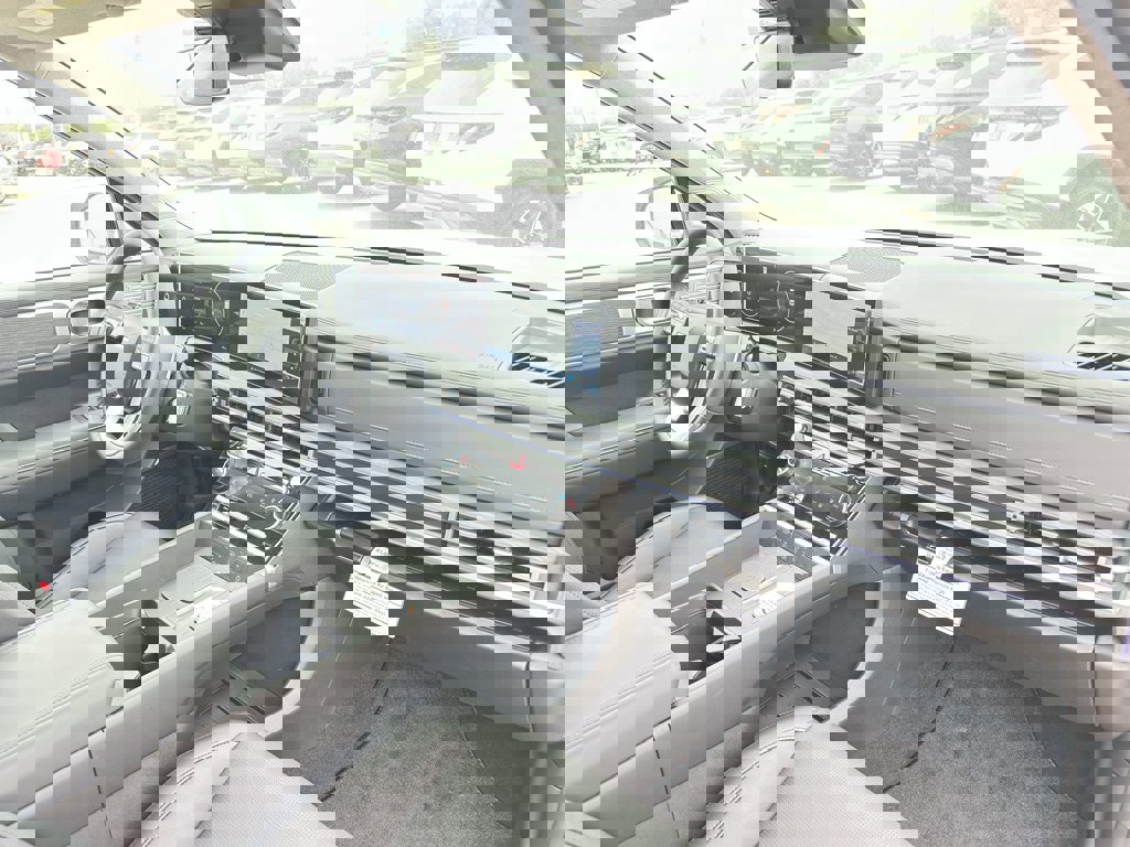 New 2025 Hyundai Santa Fe Limited image 31