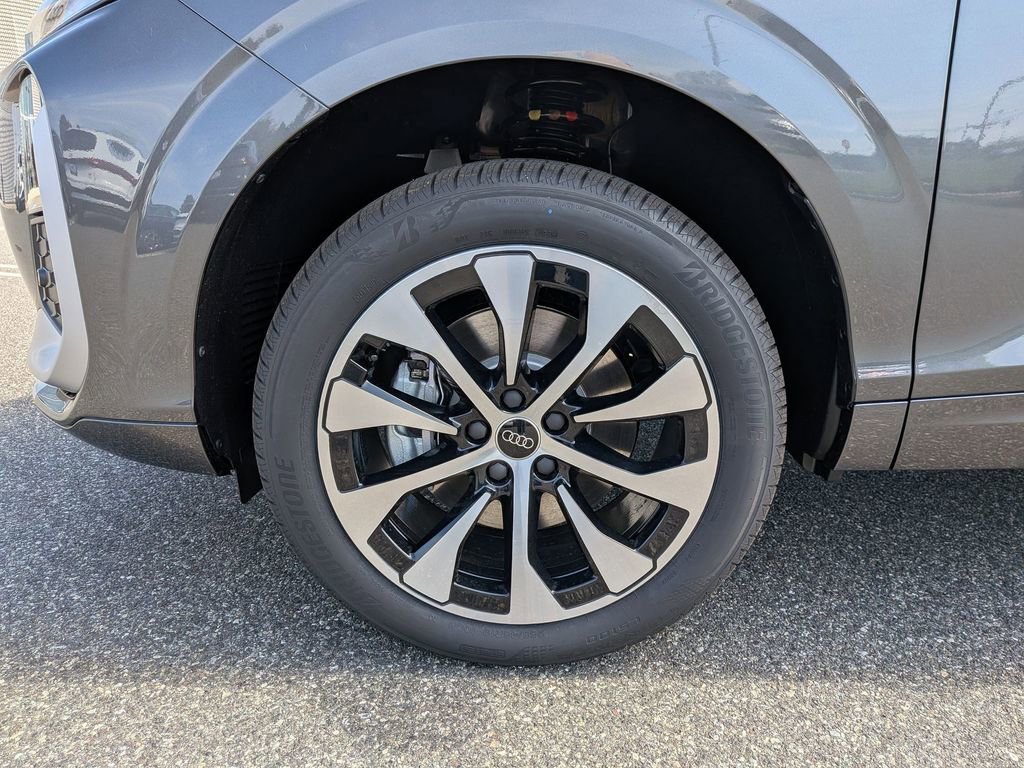 New 2026 Audi Q3 quattro 2.0T image 16