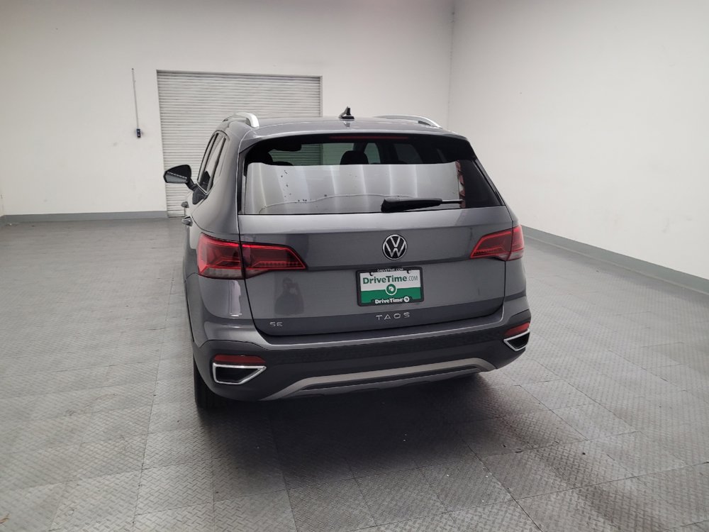 Used 2023 Volkswagen Taos SE FWD image 6