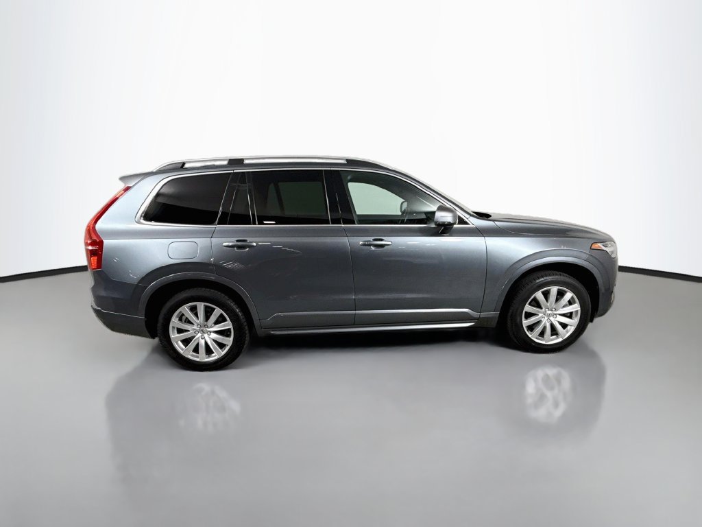 Used 2018 Volvo XC90 T6 Momentum w/ Protection Package AWD/4WD image 4