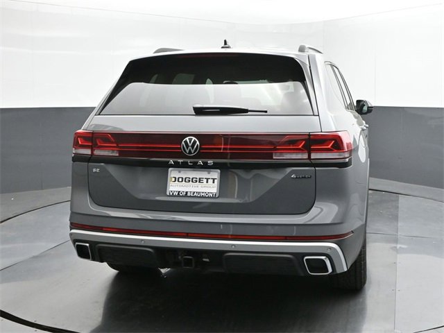 New 2025 Volkswagen Atlas Peak Edition SE image 11