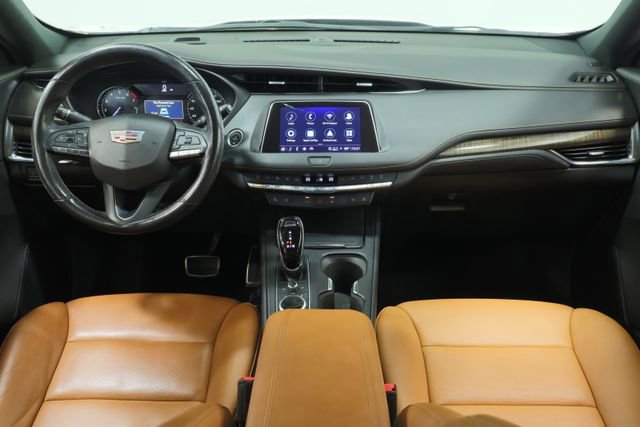 Used 2023 Cadillac XT4 Sport FWD image 11