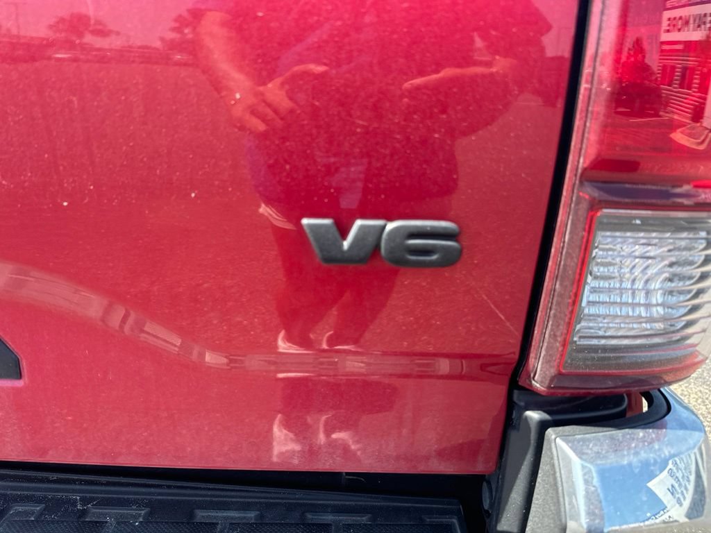 Used 2022 Toyota Tacoma SR5 RWD image 5