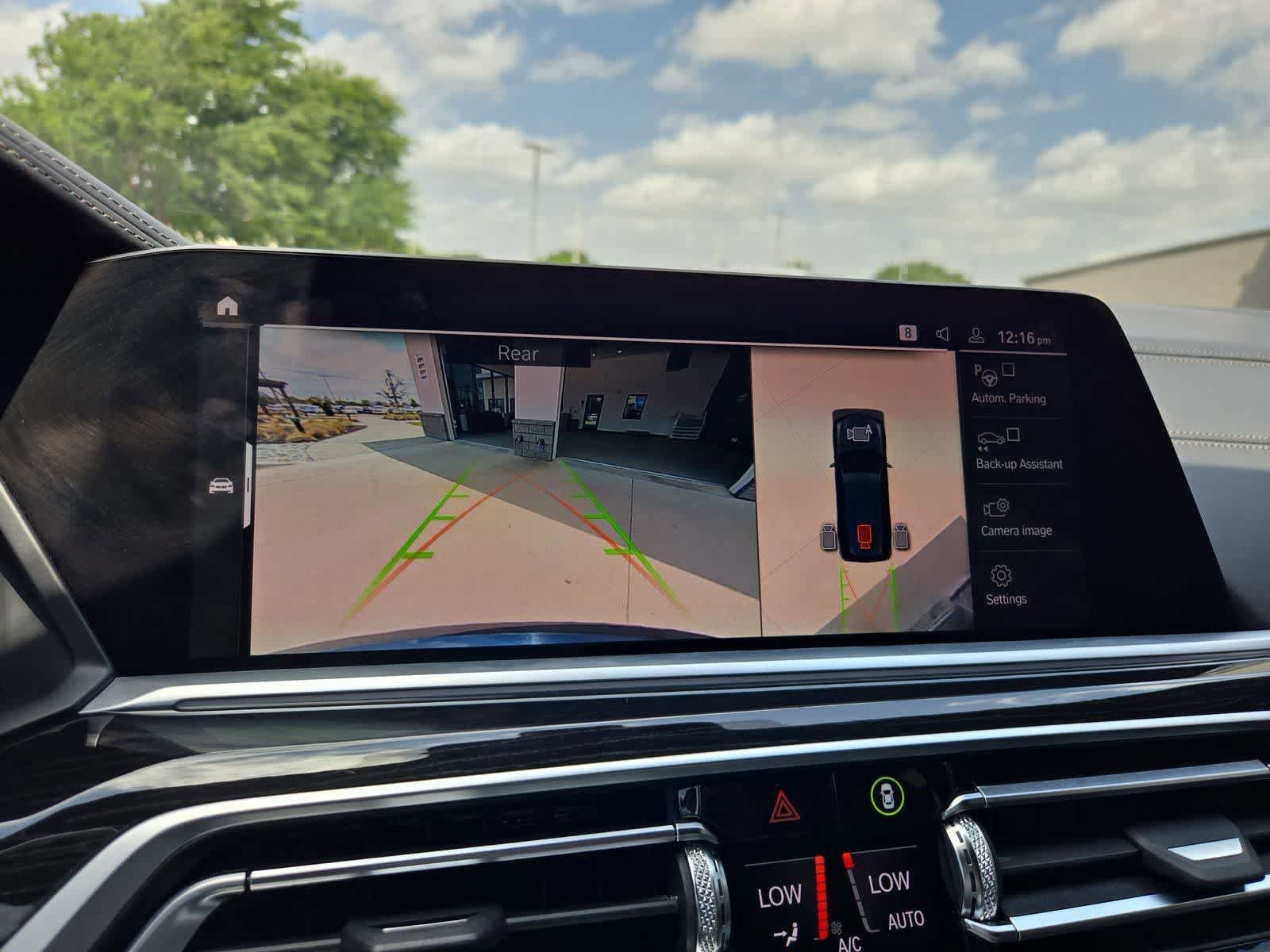 Used 2019 BMW X7 xDrive50i w/ Dynamic Handling Package AWD/4WD image 32