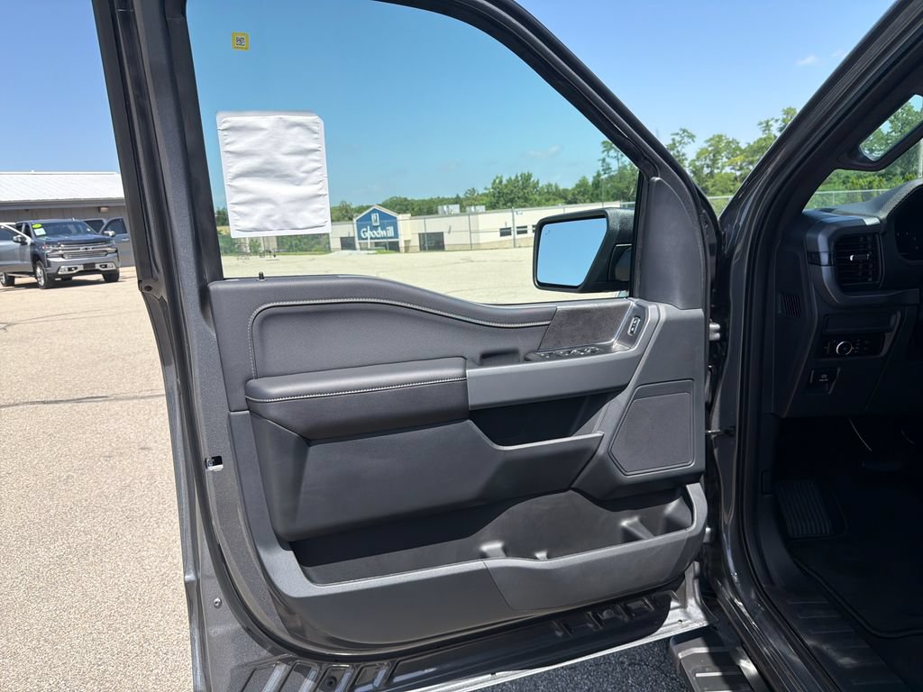 New 2026 Ford F150 XLT w/ XLT Black Appearance Package AWD/4WD image 14