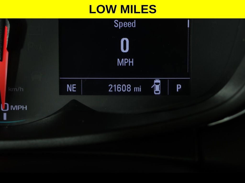 Used 2022 Chevrolet Trax LT w/ Driver Confidence Package image 4