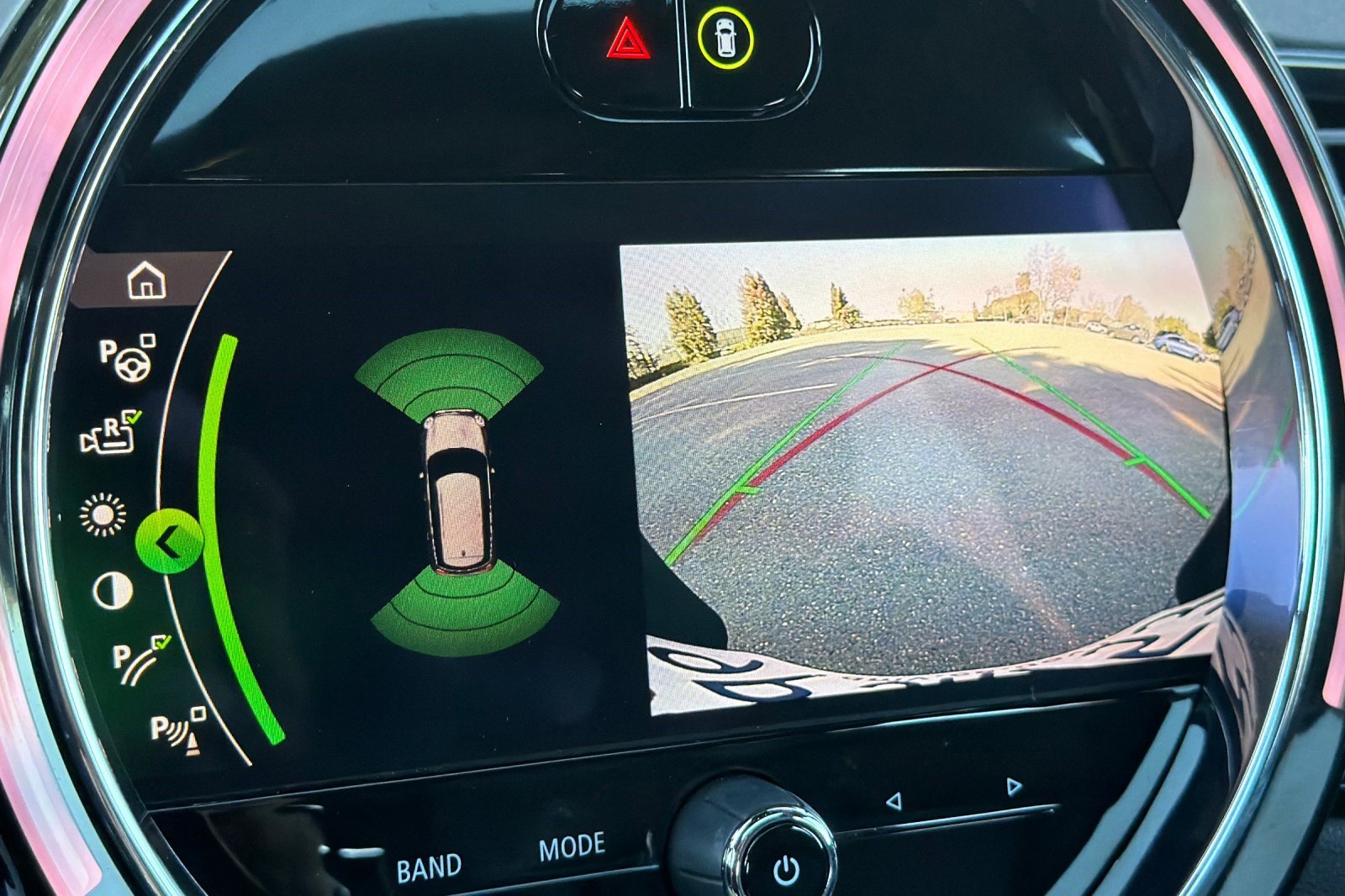 Used 2021 MINI Cooper Clubman S w/ Driver Assistance Package image 25