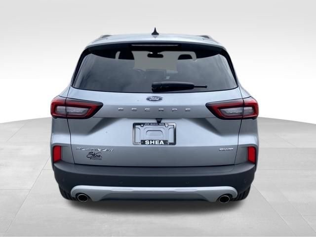 Used 2024 Ford Escape Platinum AWD/4WD image 5