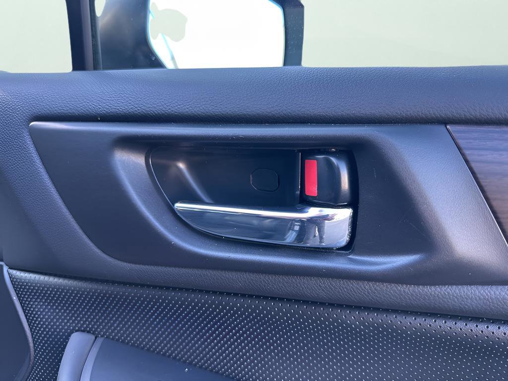 Used 2016 Subaru Legacy 3.6R Limited image 39