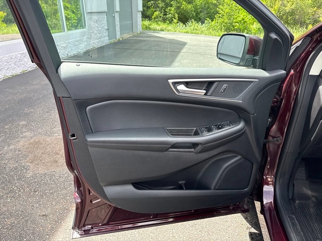Used 2024 Ford Edge SEL w/ Convenience Package AWD/4WD image 13