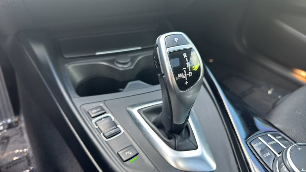 Used 2017 BMW 230i Coupe RWD image 31