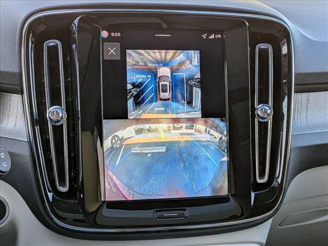 Certified 2026 Volvo XC40 B5 Plus w/ Protection Package Premier image 17