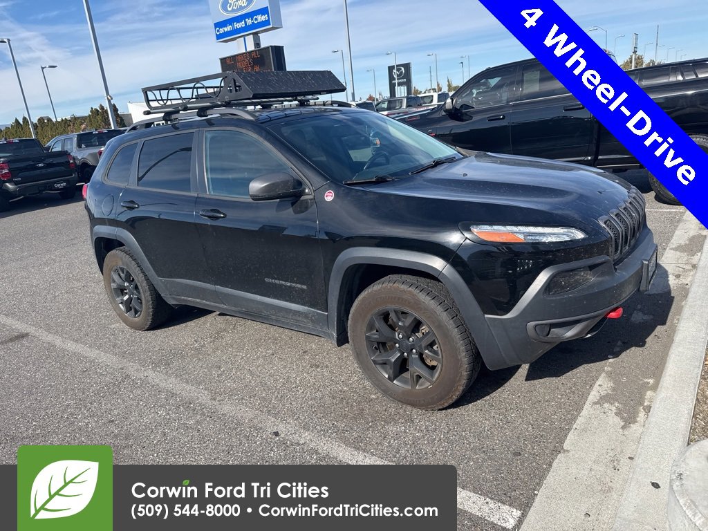 Used 2018 Jeep Cherokee Trailhawk w/ Comfort/Convenience Group