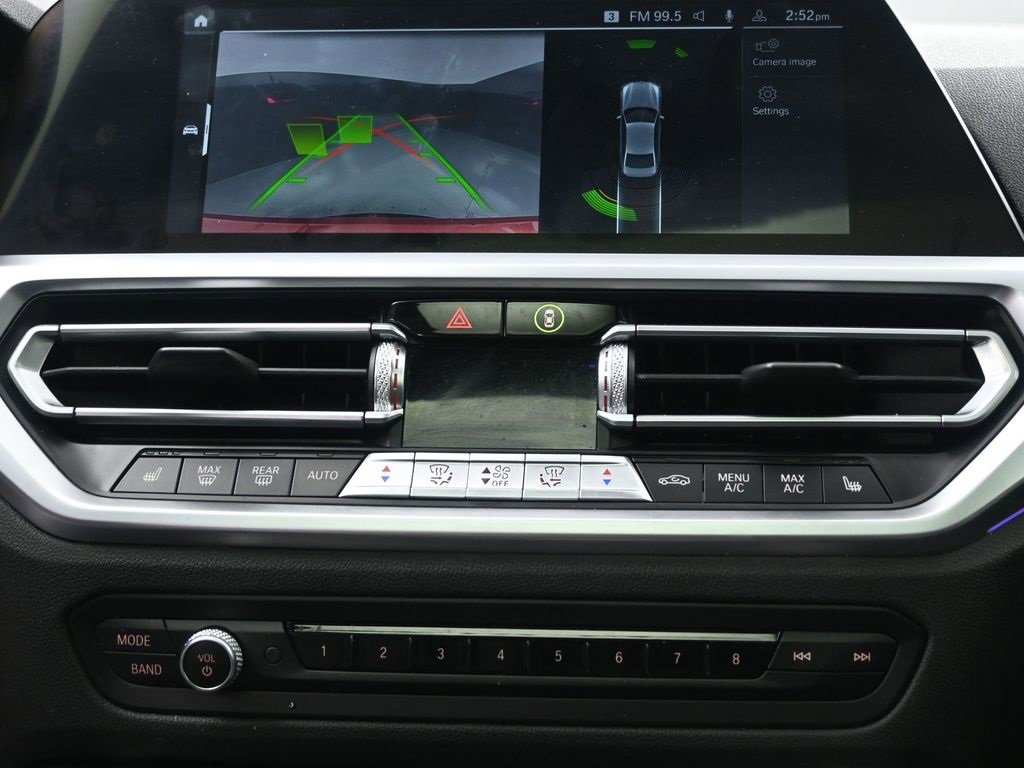 Used 2022 BMW 330i Sedan w/ Premium Package image 15