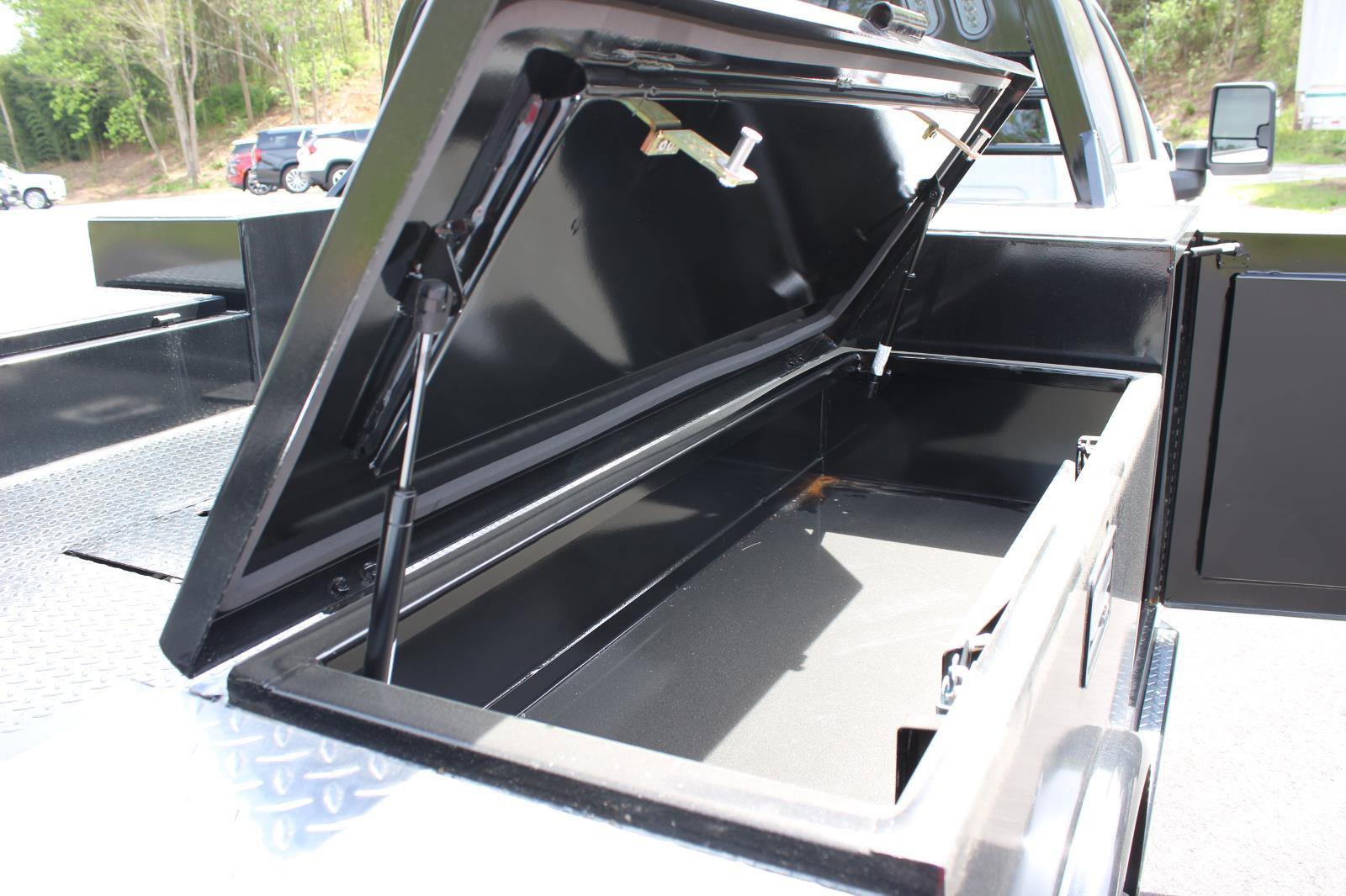 New 2026 GMC Sierra 3500 Pro w/ Convenience Package image 9