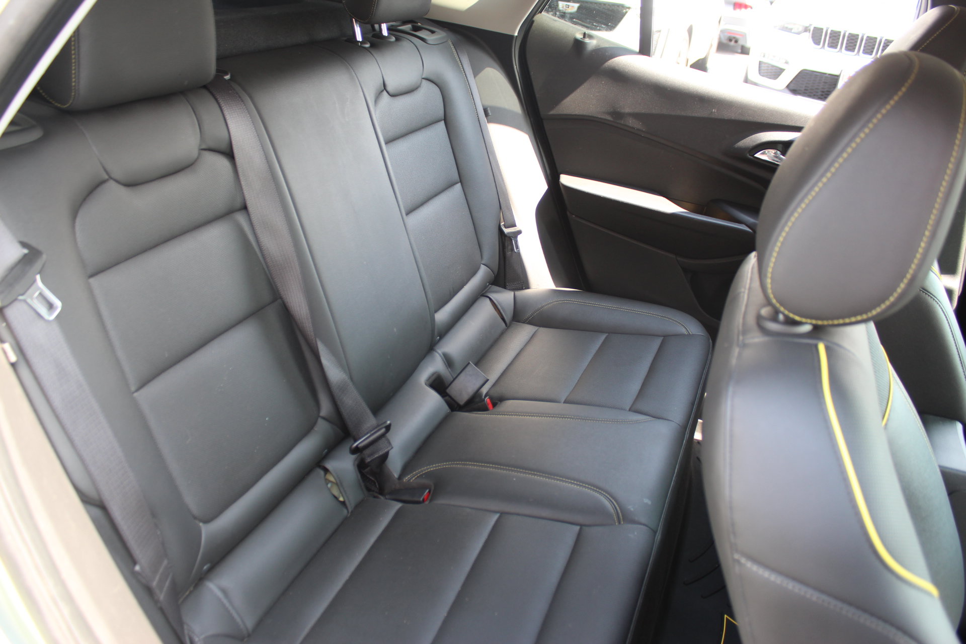 Used 2025 Chevrolet Trax ACTIV w/ Driver Confidence Package FWD image 30