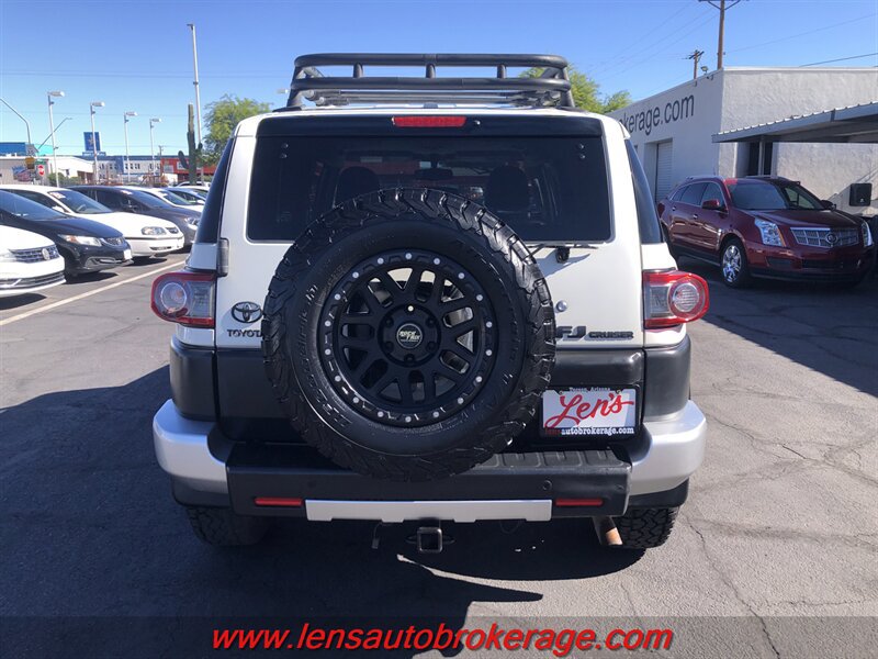 Used 2012 Toyota FJ Cruiser 4WD w/ Upgrade Pkg image 7