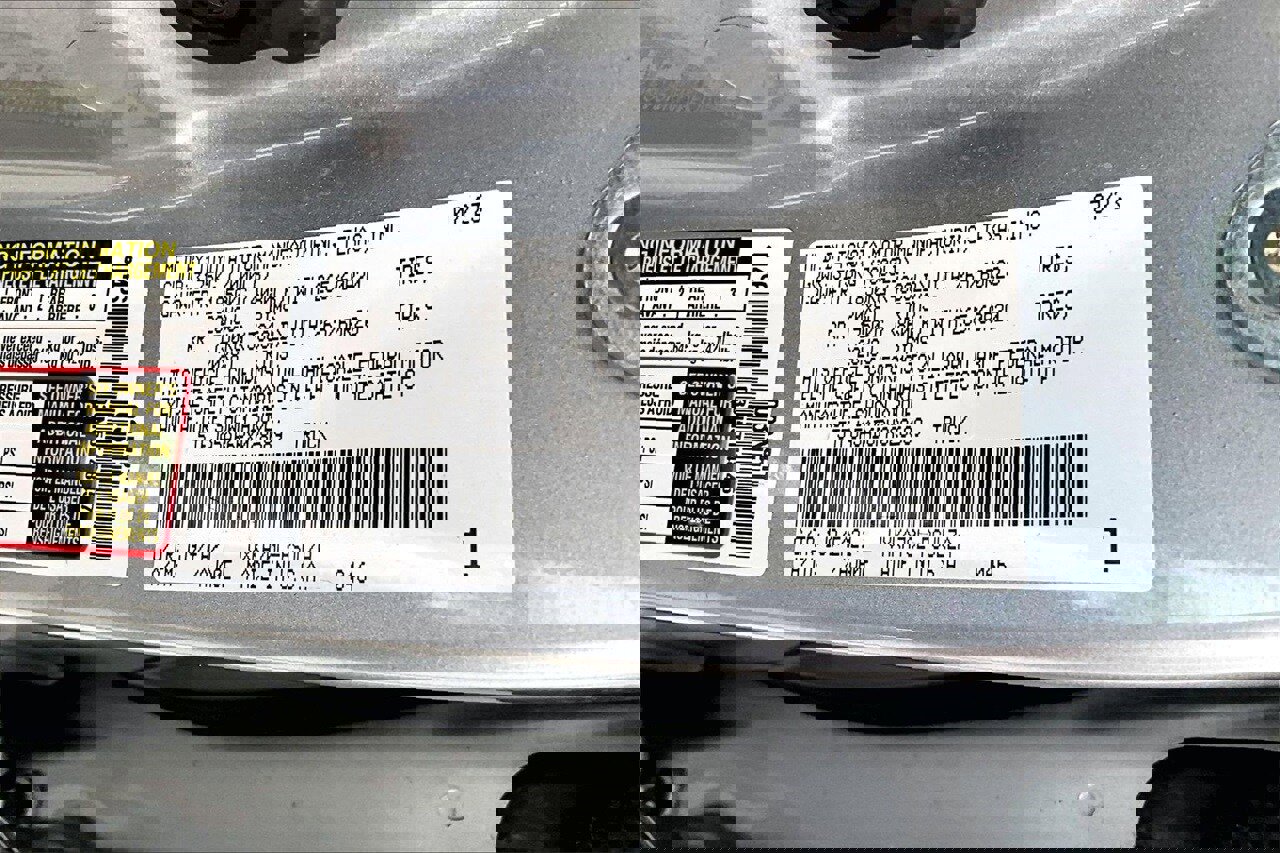 Used 2023 Toyota Tundra Limited image 33