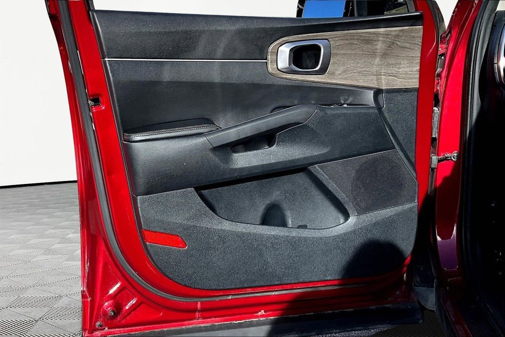 Used 2022 Kia Sorento S w/ Panoramic Sunroof Package image 18