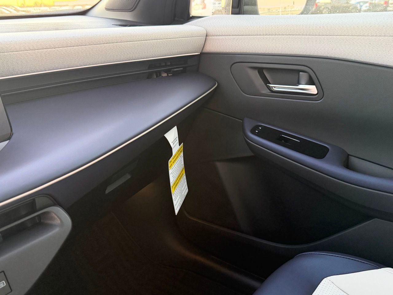 New 2026 Nissan Leaf SV+ w/ Floor Mat Package (SV+) image 18