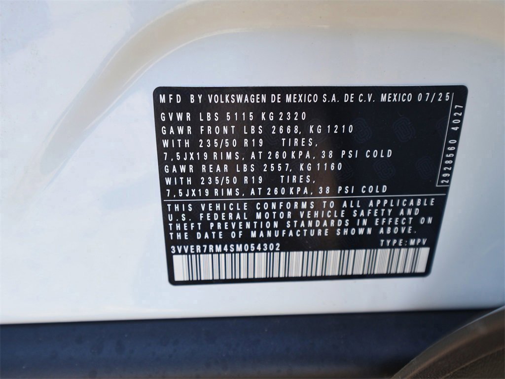 New 2025 Volkswagen Tiguan SE image 26