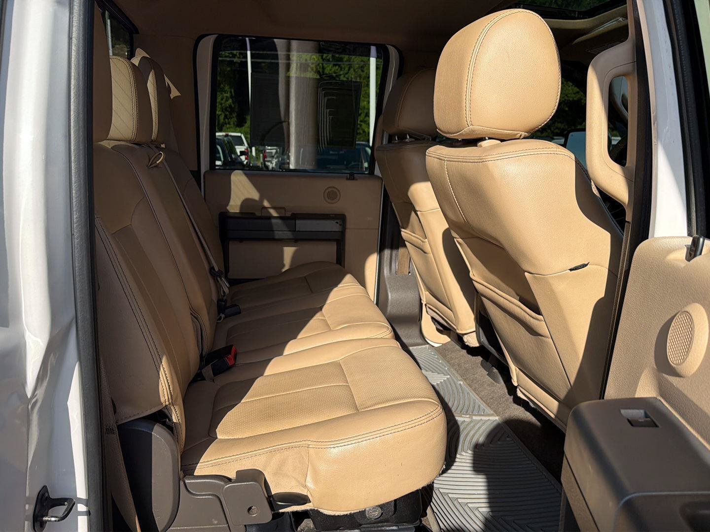 Used 2012 Ford F350 Lariat w/ Lariat Ultimate Pkg AWD/4WD image 12