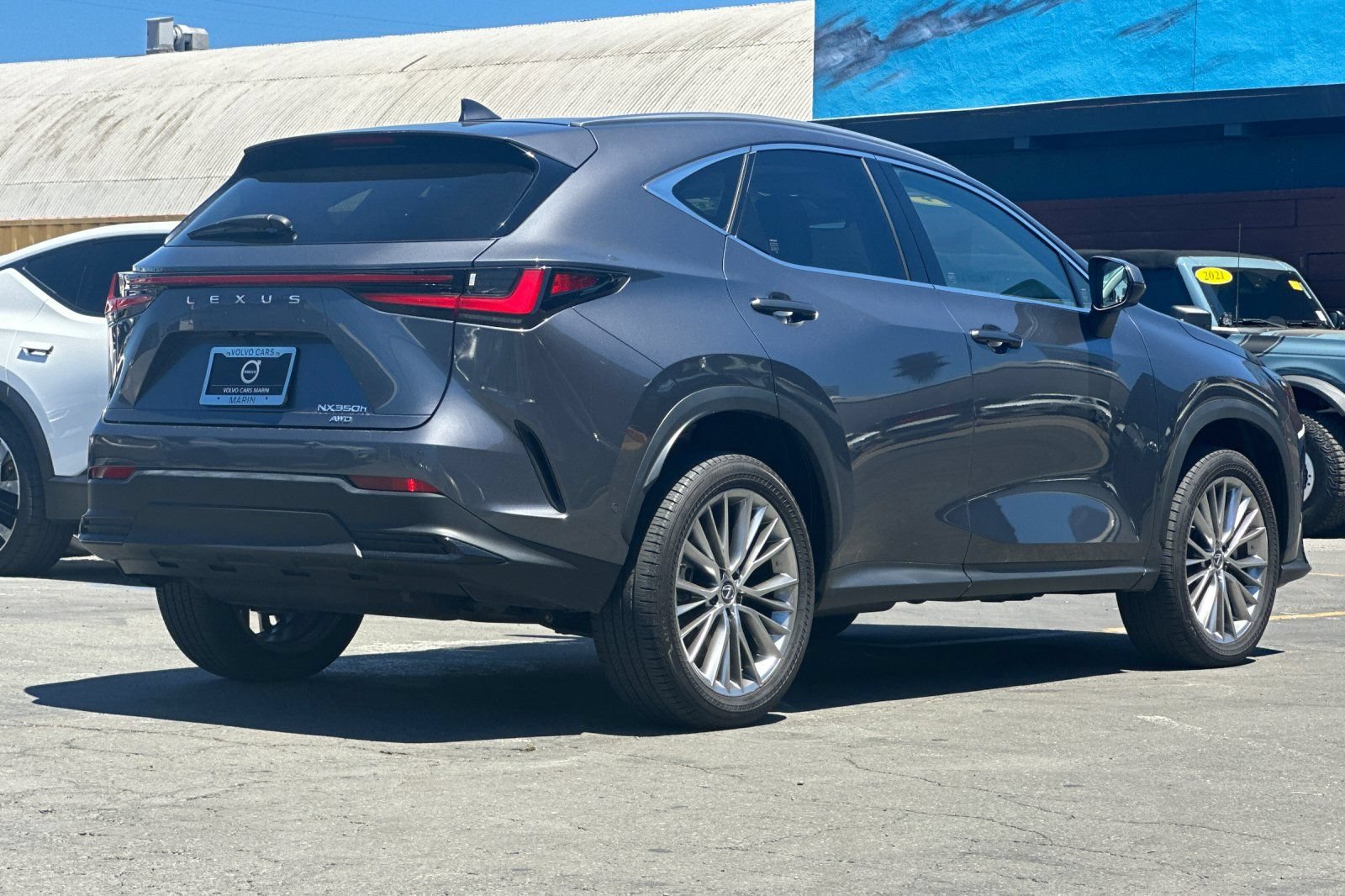 Used 2024 Lexus NX 350h AWD w/ Vision Package image 2