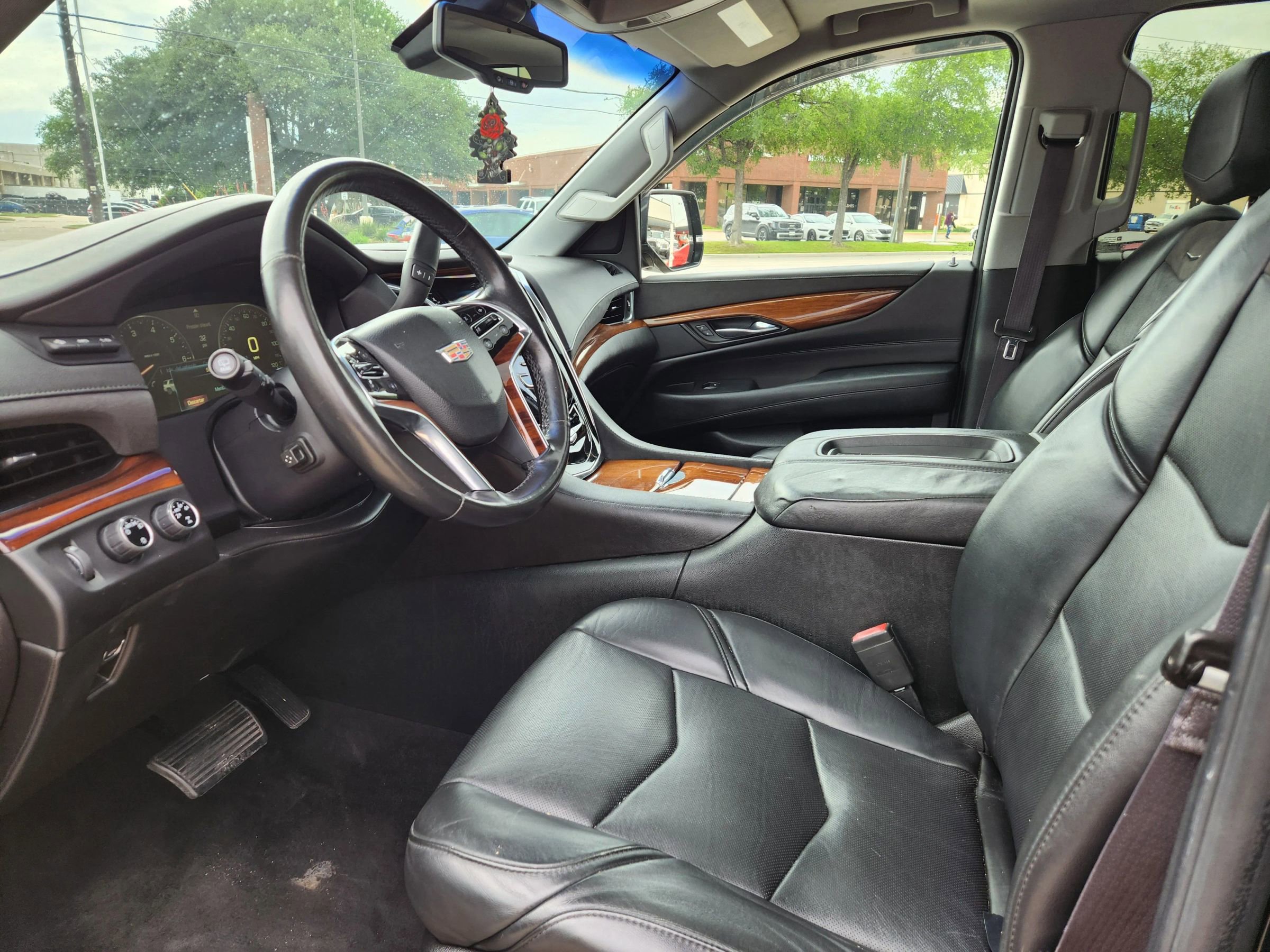Used 2015 Cadillac Escalade ESV Premium AWD/4WD image 9