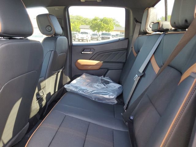 New 2026 GMC Canyon AT4 AWD/4WD image 11