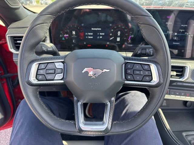 Used 2025 Ford Mustang GT Premium image 17