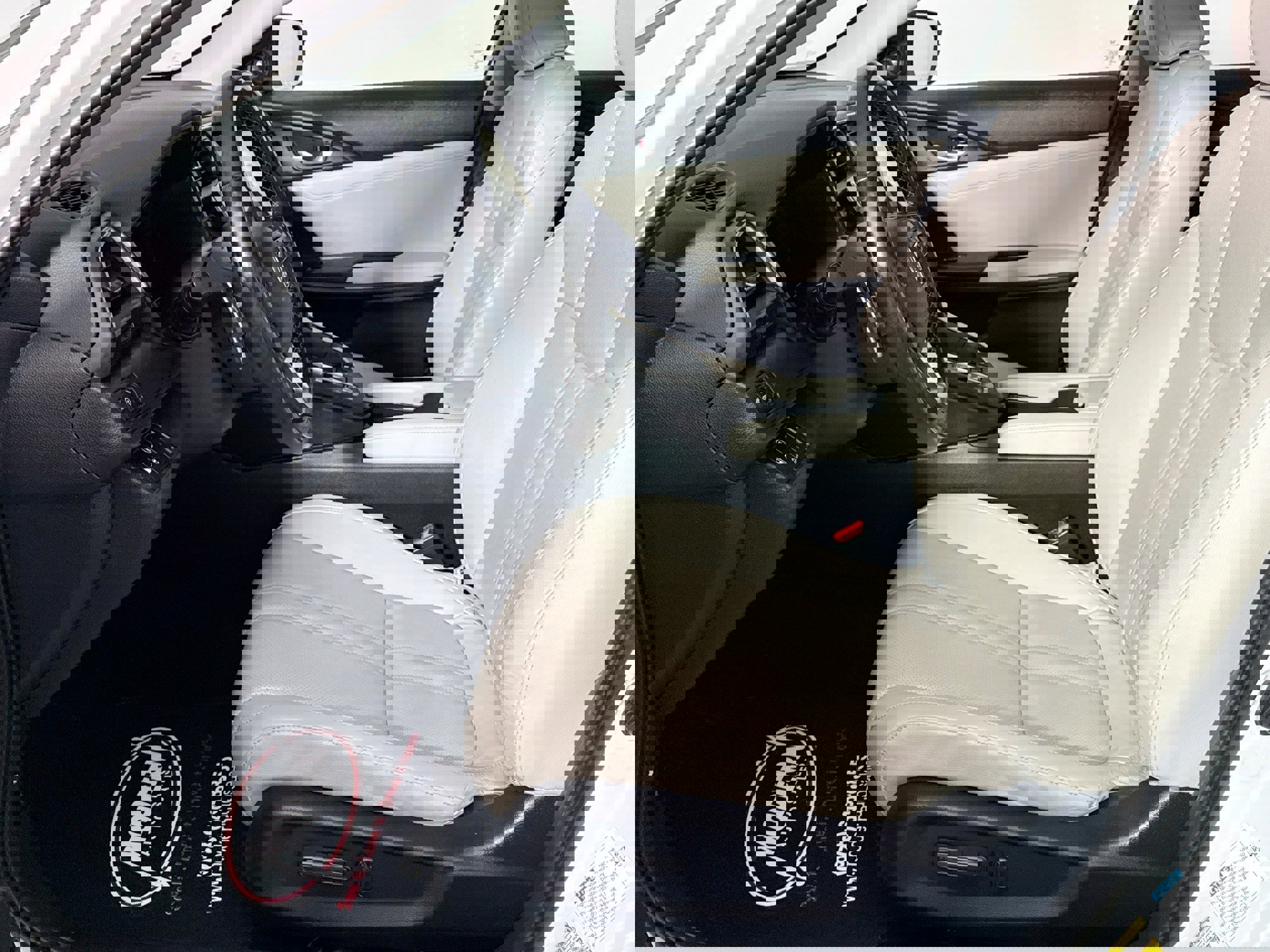 Used 2021 Honda Insight Touring image 17