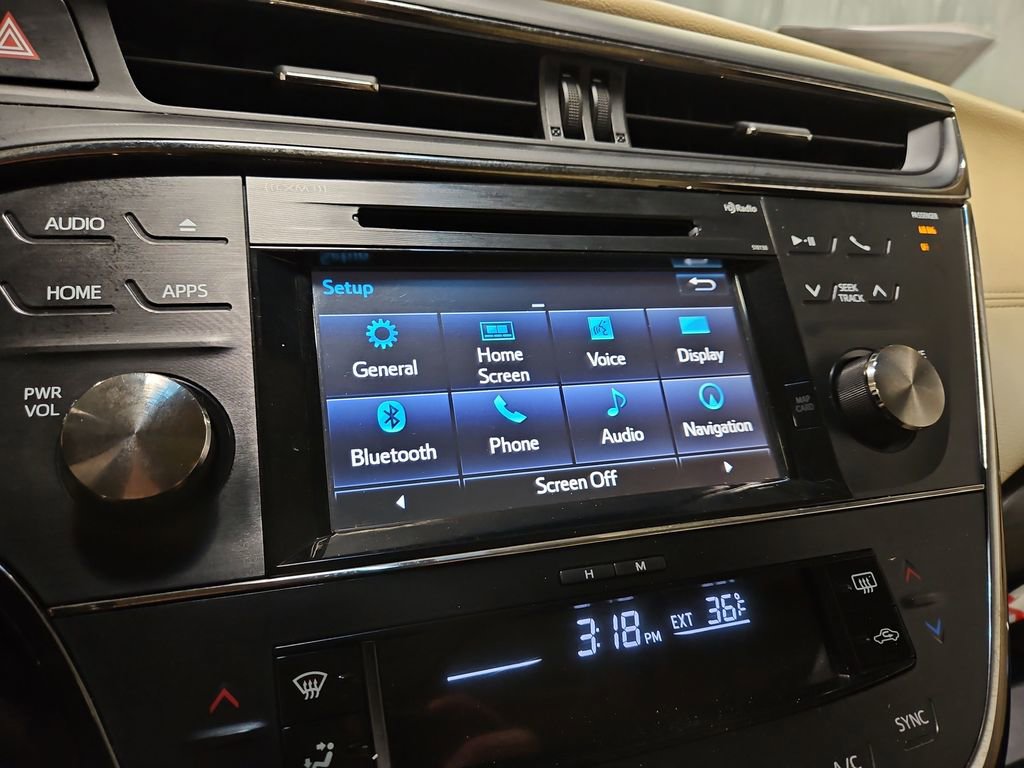 Used 2016 Toyota Avalon XLE Premium image 18