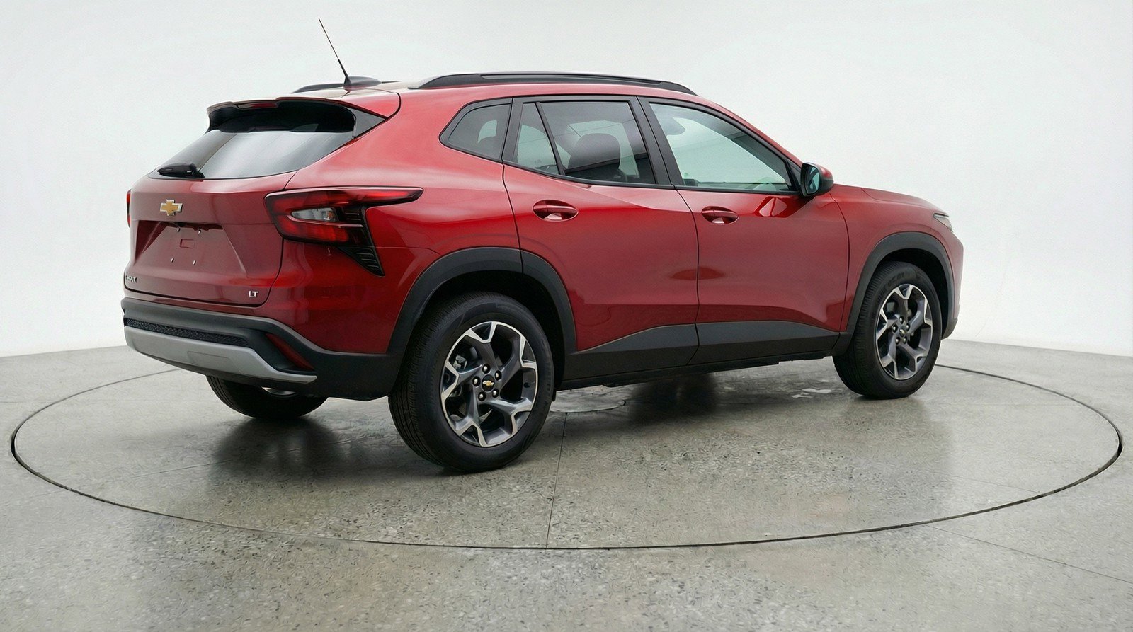 Used 2025 Chevrolet Trax LT image 9