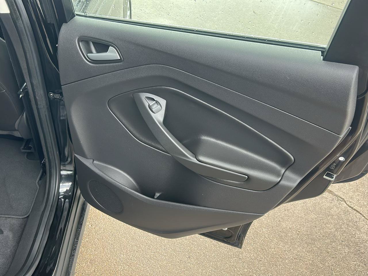 Used 2013 Ford C-MAX SEL FWD image 14