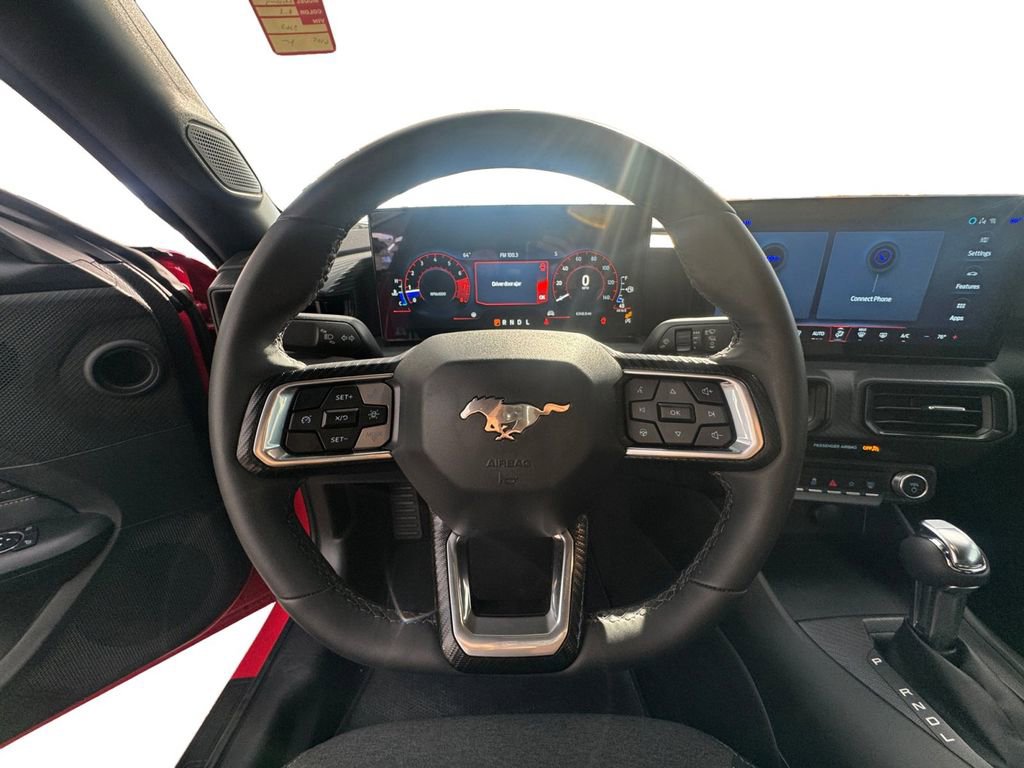 Used 2025 Ford Mustang Coupe image 13