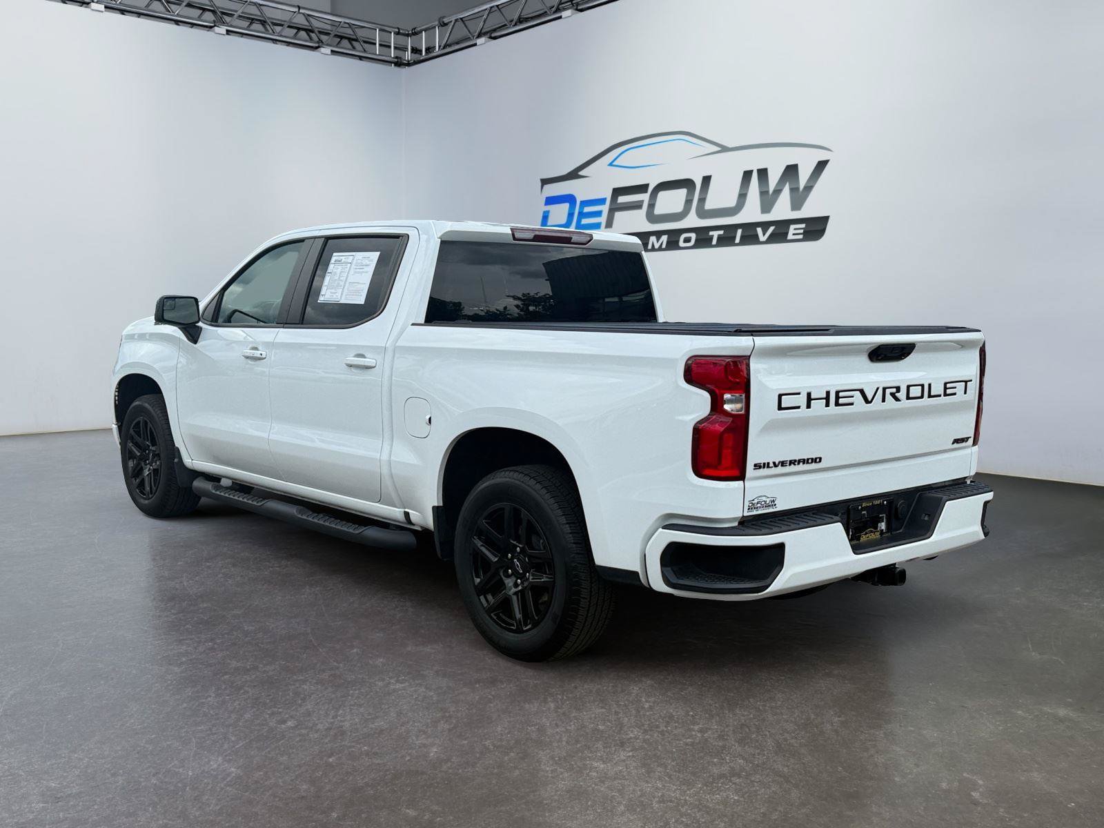 Used 2023 Chevrolet Silverado 1500 RST w/ Protection Package AWD/4WD image 5