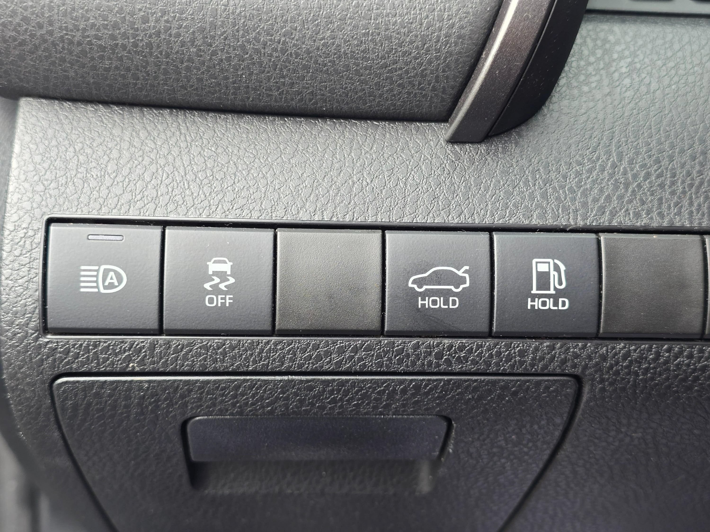 Used 2022 Toyota Camry SE w/ TRD Appearance Package (TMS) FWD image 32