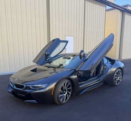 Used 2015 BMW i8 AWD/4WD image 7