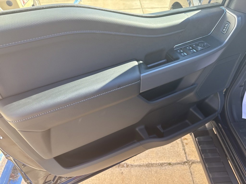 New 2025 Ford F150 XLT image 7