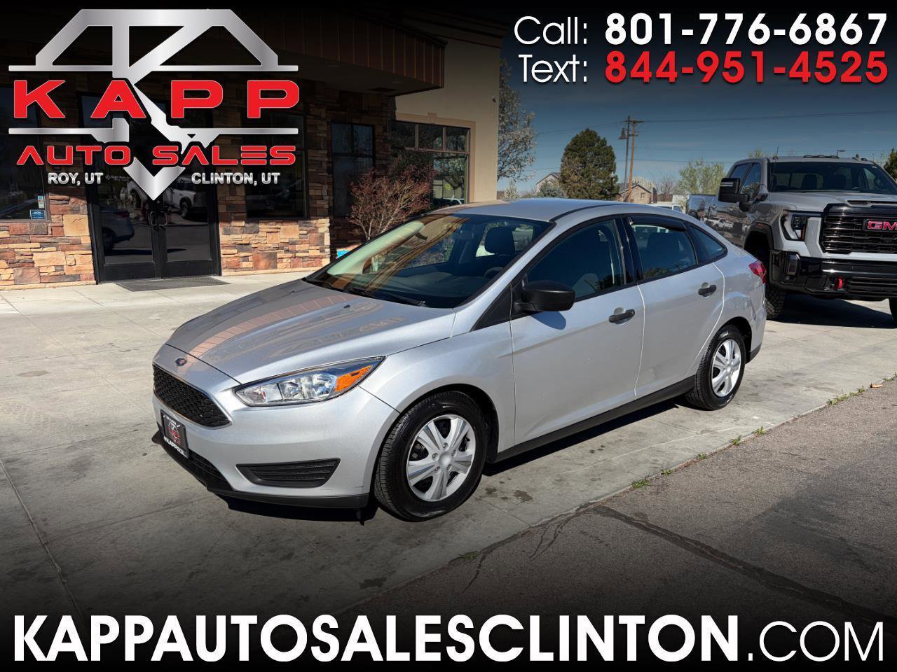 Used 2018 Ford Focus S image 1