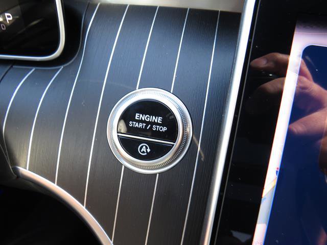 Certified 2025 Mercedes-Benz C 300 4MATIC Sedan image 15