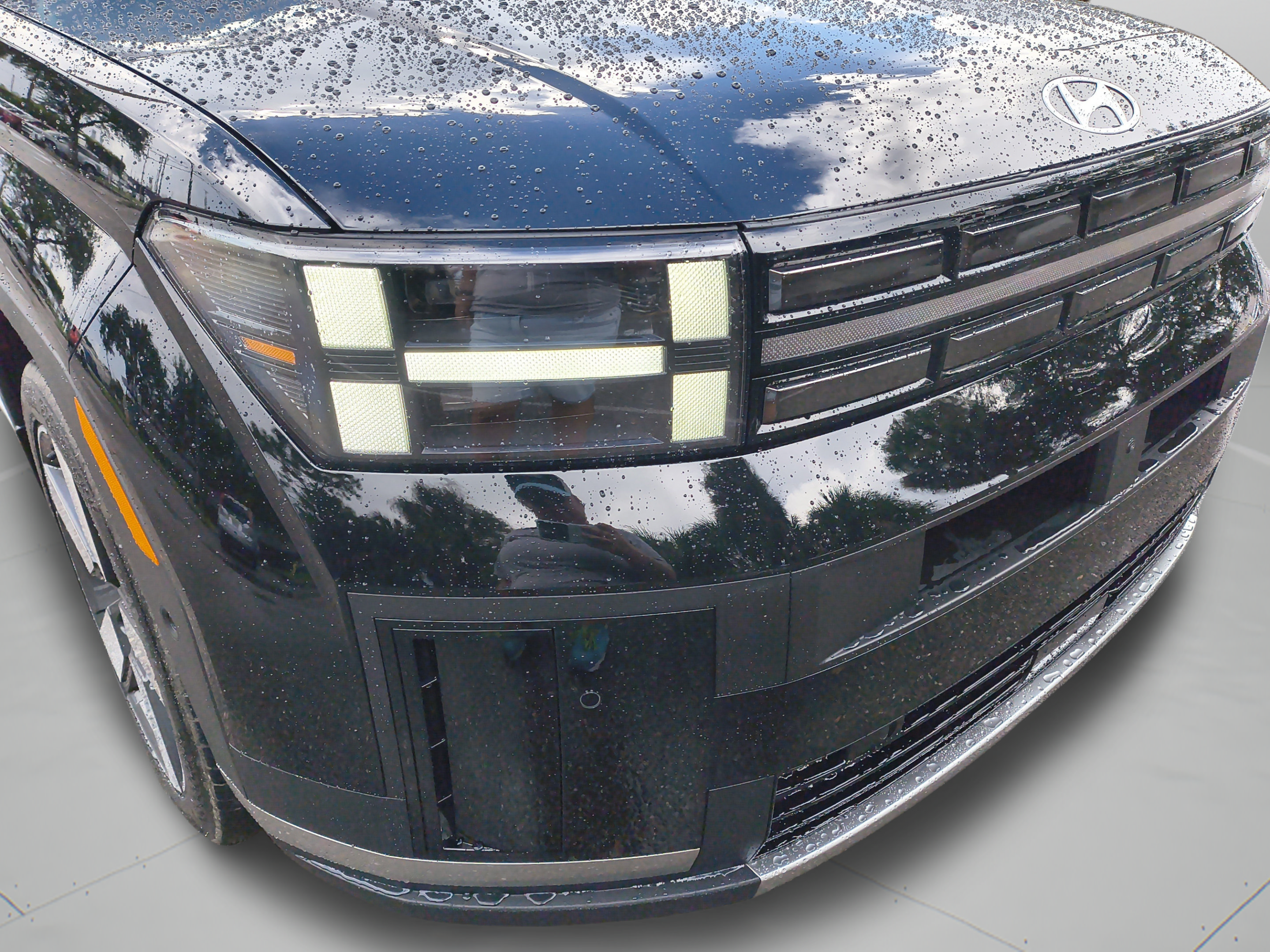 Certified 2025 Hyundai Santa Fe Limited FWD image 33