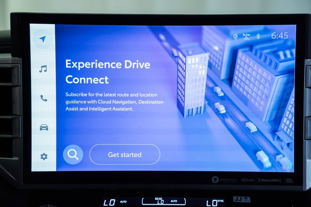 Used 2024 Toyota Sequoia Platinum w/ TRD Off-Road Package AWD/4WD image 29