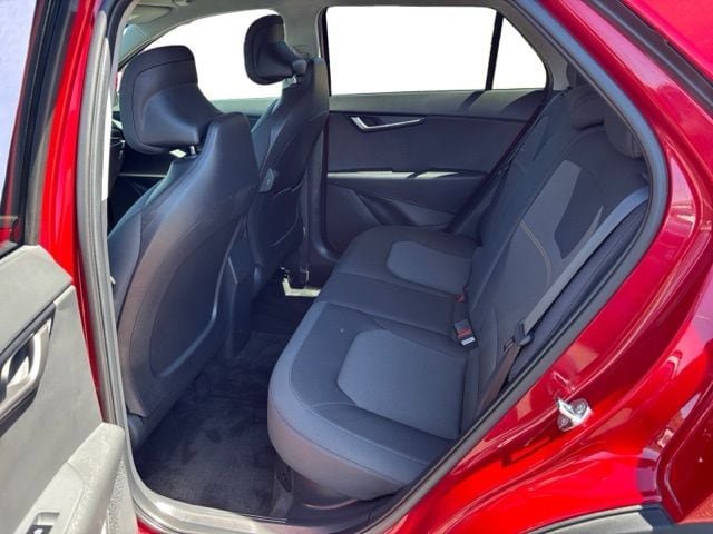 Certified 2024 Kia Niro LX FWD image 12