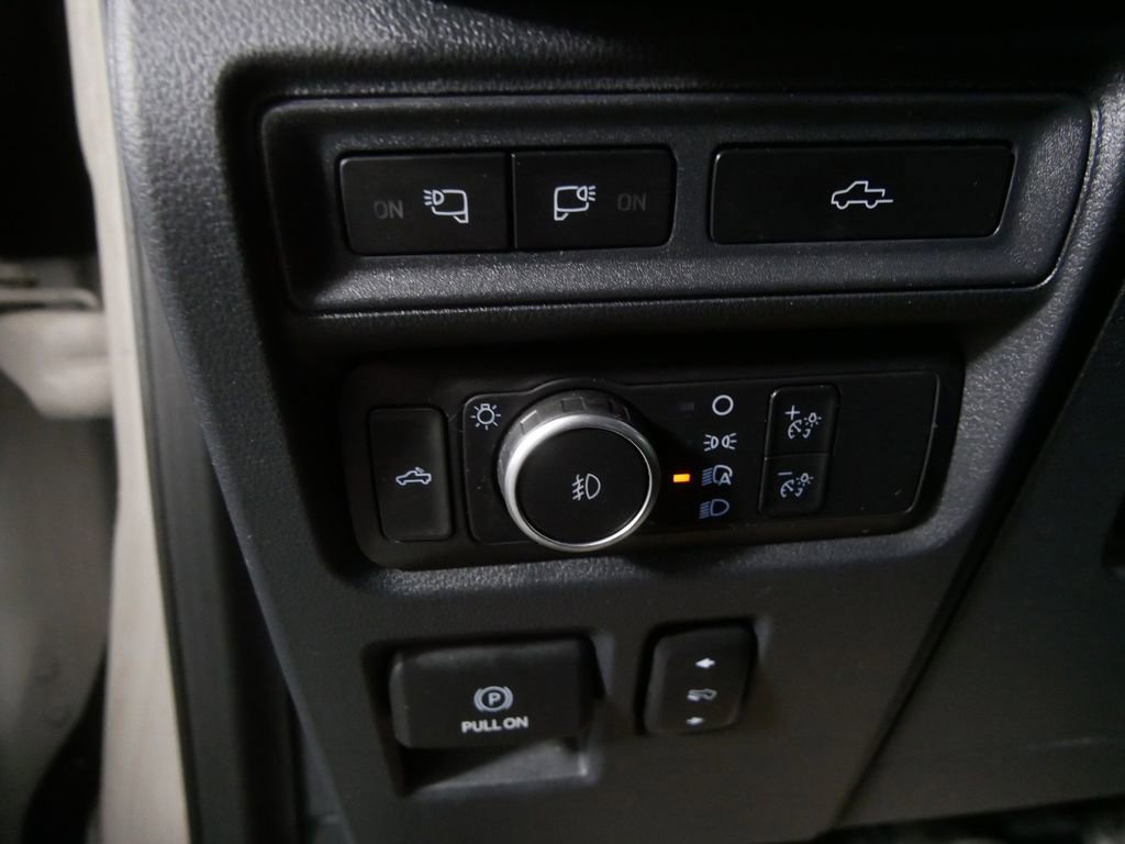 Used 2022 Ford F150 Lariat w/ Equipment Group 502A High AWD/4WD image 13