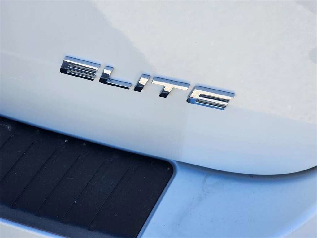 Used 2023 Honda Odyssey Elite image 16