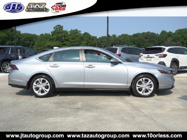 Used 2025 Honda Accord LX image 9
