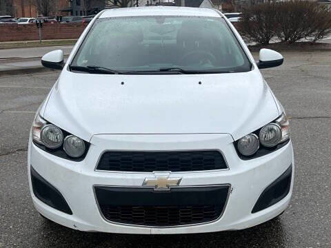 Used 2016 Chevrolet Sonic LT image 8