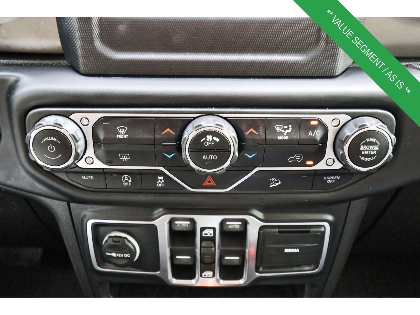 Used 2018 Jeep Wrangler Unlimited Sport S image 26