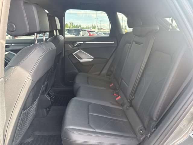 Used 2022 Audi Q3 2.0T Premium AWD/4WD image 14